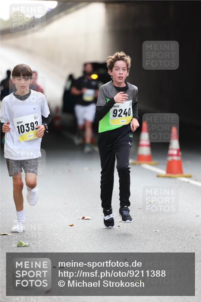 05.10.2025 - 20. swb-Marathon Bremen Michael Strokosch http://msf.ph/oto/9211388 05.10.2025 10:44:10 Laufen 10392, 9240 meine-sportfotos.de