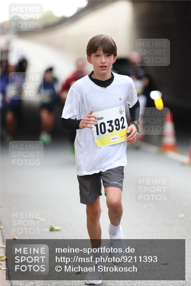 05.10.2025 - 20. swb-Marathon Bremen Michael Strokosch http://msf.ph/oto/9211393 05.10.2025 10:44:11 Laufen 10392 meine-sportfotos.de
