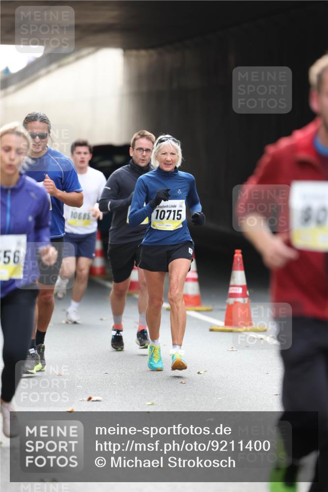 05.10.2025 - 20. swb-Marathon Bremen Michael Strokosch http://msf.ph/oto/9211400 05.10.2025 10:44:17 Laufen 56, 10685, 10715, 90 meine-sportfotos.de