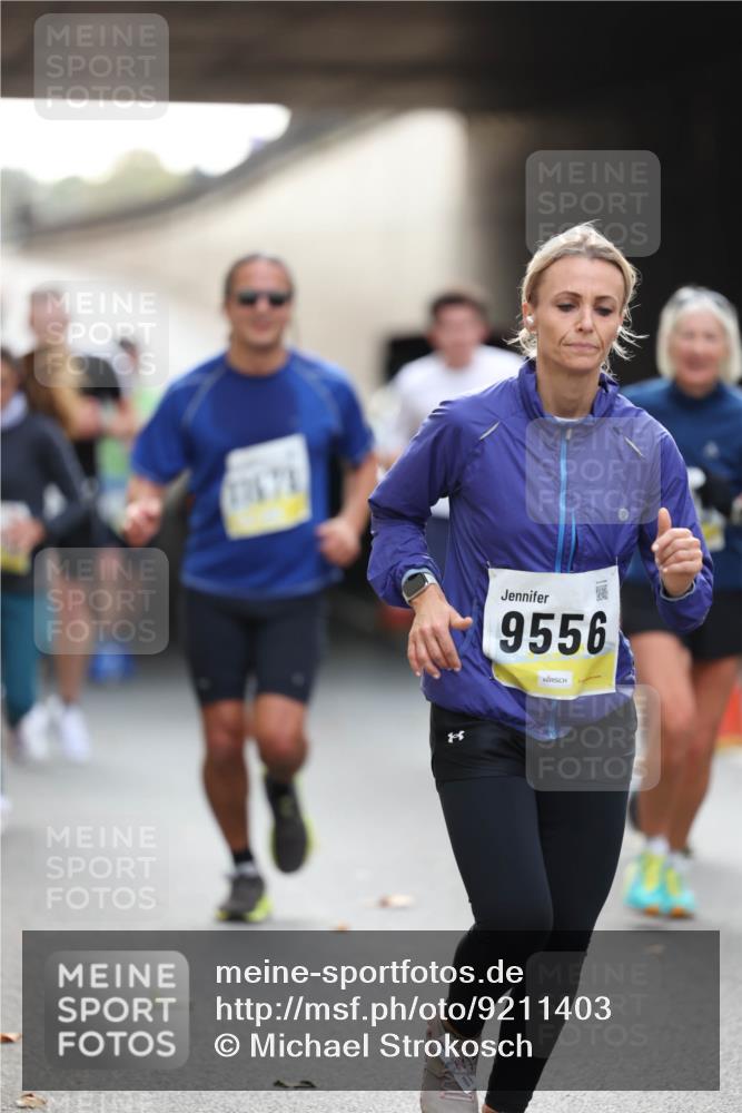 05.10.2025 - 20. swb-Marathon Bremen Michael Strokosch http://msf.ph/oto/9211403 05.10.2025 10:44:18 Laufen 77674, 9556 meine-sportfotos.de