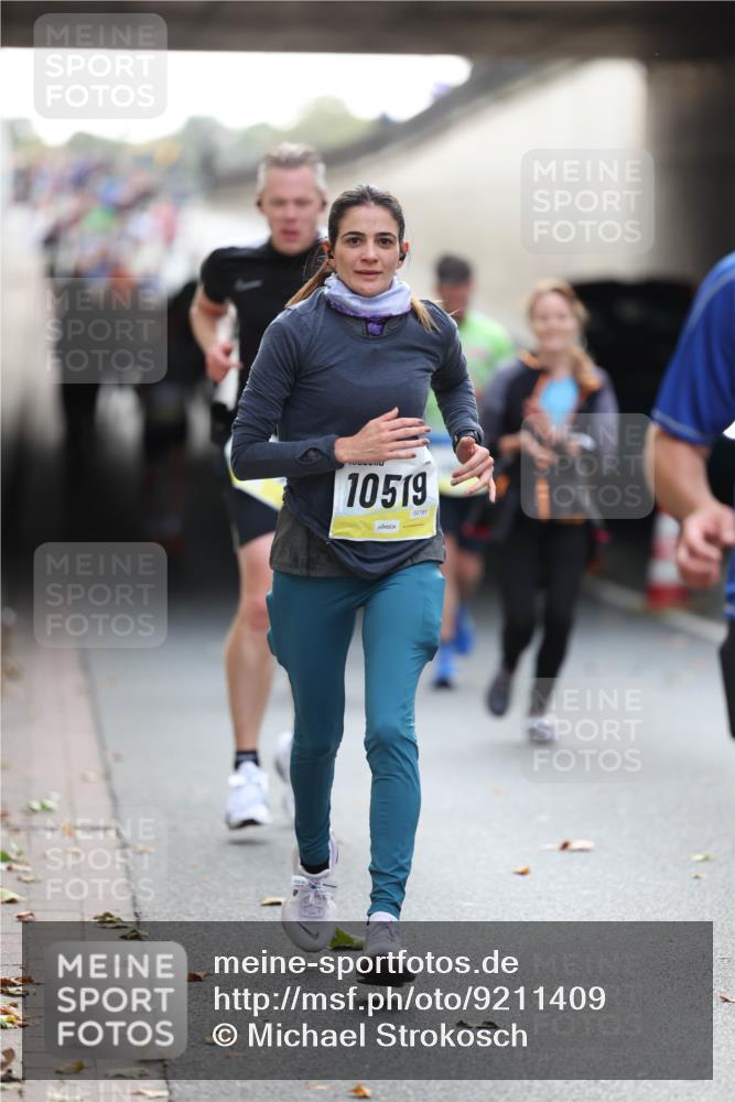 05.10.2025 - 20. swb-Marathon Bremen Michael Strokosch http://msf.ph/oto/9211409 05.10.2025 10:44:20 Laufen 10519, 02181 meine-sportfotos.de