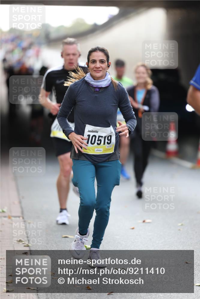 05.10.2025 - 20. swb-Marathon Bremen Michael Strokosch http://msf.ph/oto/9211410 05.10.2025 10:44:20 Laufen 10519, 02181 meine-sportfotos.de