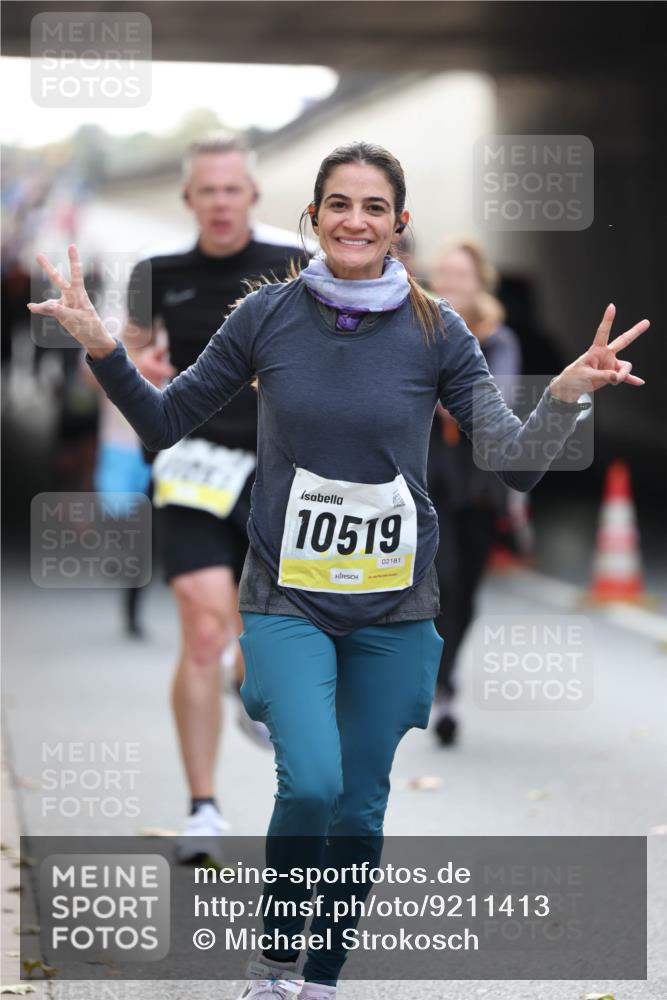 05.10.2025 - 20. swb-Marathon Bremen Michael Strokosch http://msf.ph/oto/9211413 05.10.2025 10:44:21 Laufen 10519, 02181 meine-sportfotos.de