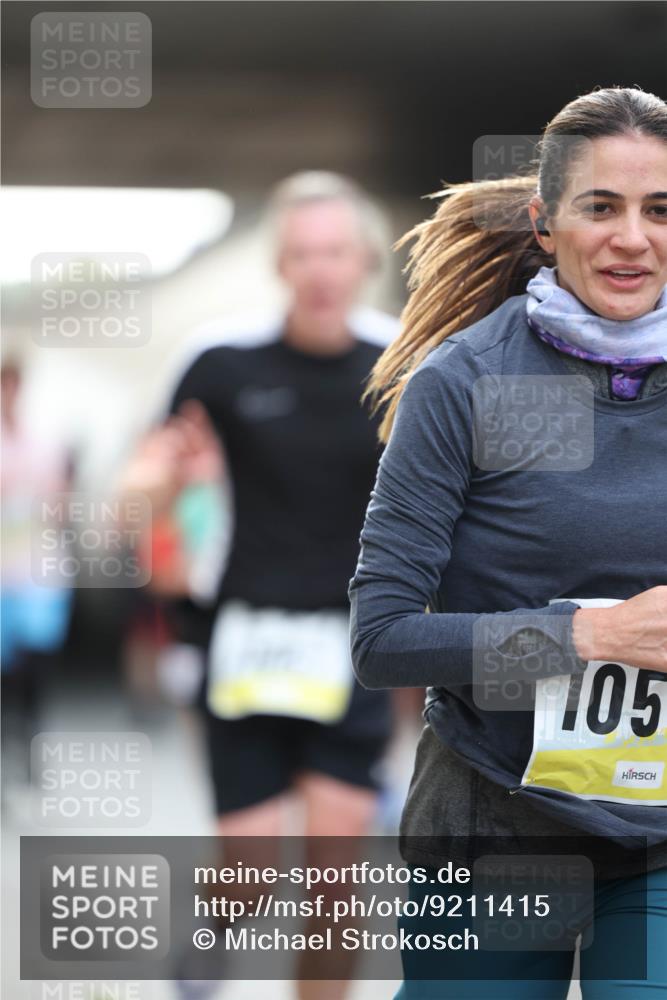 05.10.2025 - 20. swb-Marathon Bremen Michael Strokosch http://msf.ph/oto/9211415 05.10.2025 10:44:22 Laufen 105 meine-sportfotos.de