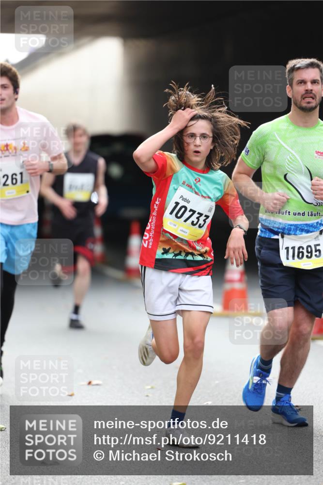 05.10.2025 - 20. swb-Marathon Bremen Michael Strokosch http://msf.ph/oto/9211418 05.10.2025 10:44:24 Laufen 261, 20, 10733, 02198, 11695 meine-sportfotos.de