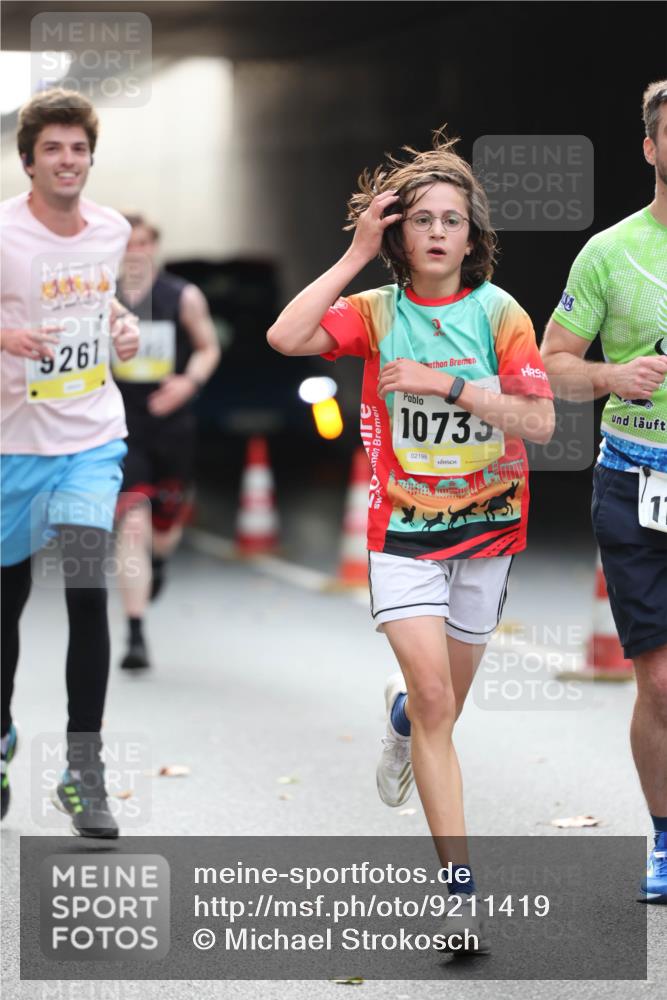 05.10.2025 - 20. swb-Marathon Bremen Michael Strokosch http://msf.ph/oto/9211419 05.10.2025 10:44:24 Laufen 9261, 10735, 02198, 11 meine-sportfotos.de