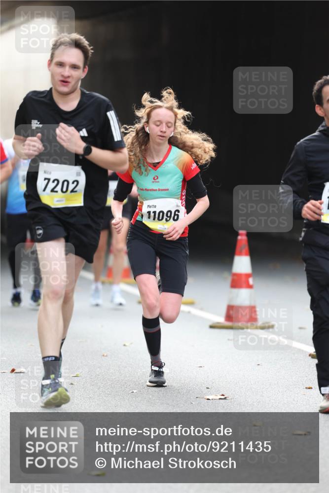 05.10.2025 - 20. swb-Marathon Bremen Michael Strokosch http://msf.ph/oto/9211435 05.10.2025 10:44:34 Laufen 7202, 11096 meine-sportfotos.de