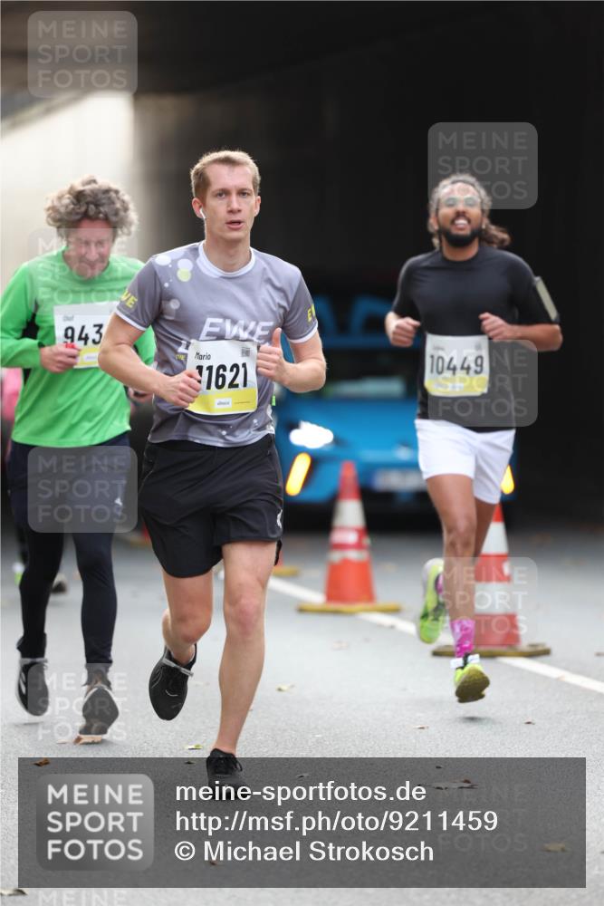 05.10.2025 - 20. swb-Marathon Bremen Michael Strokosch http://msf.ph/oto/9211459 05.10.2025 10:44:48 Laufen 943, 1621, 10449 meine-sportfotos.de