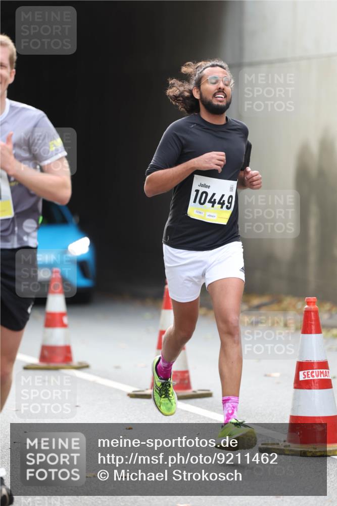 05.10.2025 - 20. swb-Marathon Bremen Michael Strokosch http://msf.ph/oto/9211462 05.10.2025 10:44:49 Laufen 10449, 02561 meine-sportfotos.de