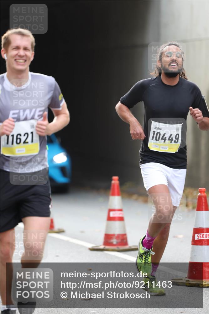 05.10.2025 - 20. swb-Marathon Bremen Michael Strokosch http://msf.ph/oto/9211463 05.10.2025 10:44:50 Laufen 11621, 10449, 02561 meine-sportfotos.de