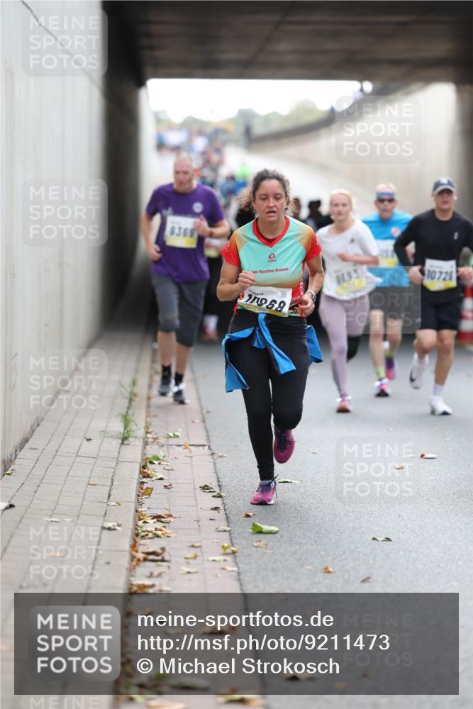 05.10.2025 - 20. swb-Marathon Bremen Michael Strokosch http://msf.ph/oto/9211473 05.10.2025 10:44:56 Laufen 8369, 6693, 10726, 0968 meine-sportfotos.de
