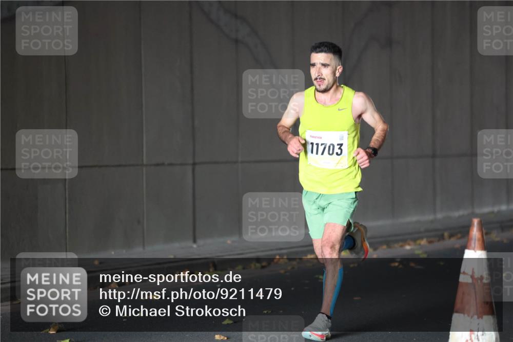 05.10.2025 - 20. swb-Marathon Bremen Michael Strokosch http://msf.ph/oto/9211479 05.10.2025 11:41:52 Laufen 11703 meine-sportfotos.de