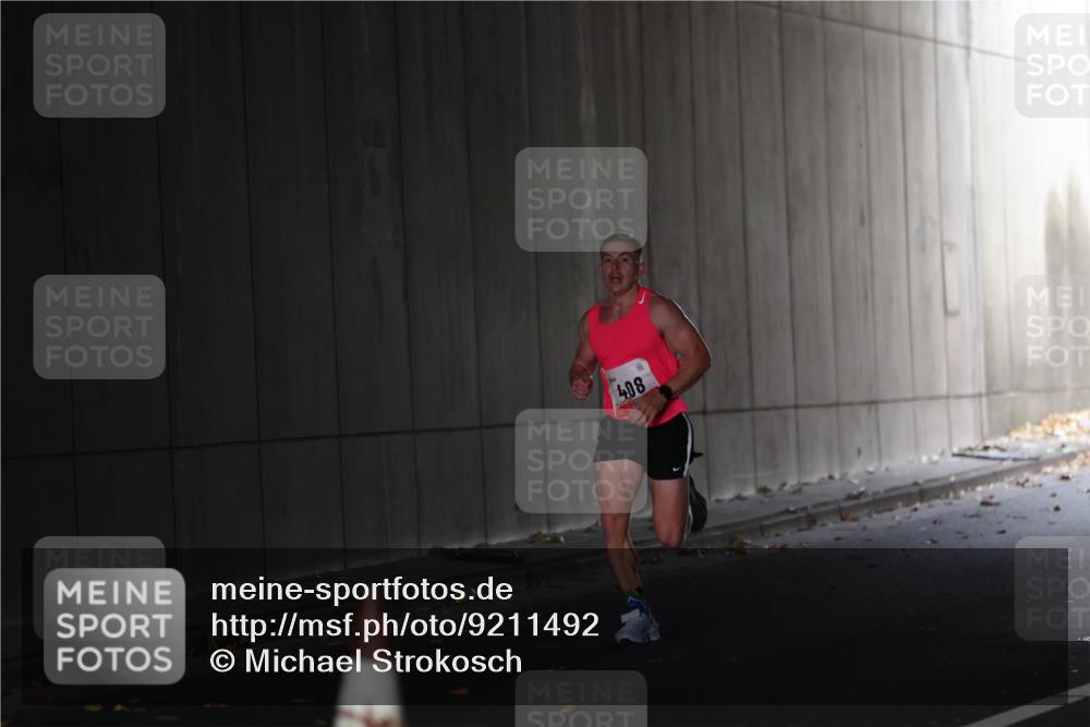 05.10.2025 - 20. swb-Marathon Bremen Michael Strokosch http://msf.ph/oto/9211492 05.10.2025 11:43:27 Laufen 408 meine-sportfotos.de