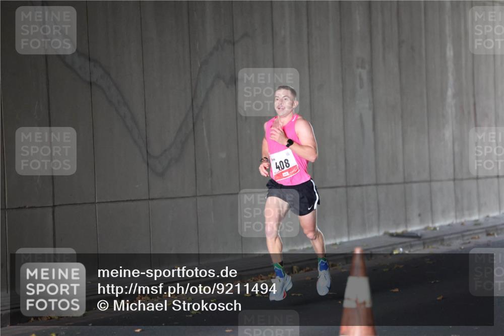05.10.2025 - 20. swb-Marathon Bremen Michael Strokosch http://msf.ph/oto/9211494 05.10.2025 11:43:29 Laufen 408 meine-sportfotos.de