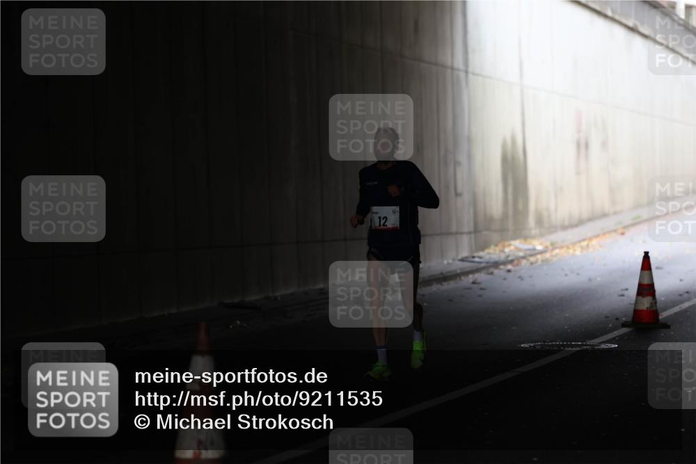 05.10.2025 - 20. swb-Marathon Bremen Michael Strokosch http://msf.ph/oto/9211535 05.10.2025 11:49:26 Laufen 12 meine-sportfotos.de