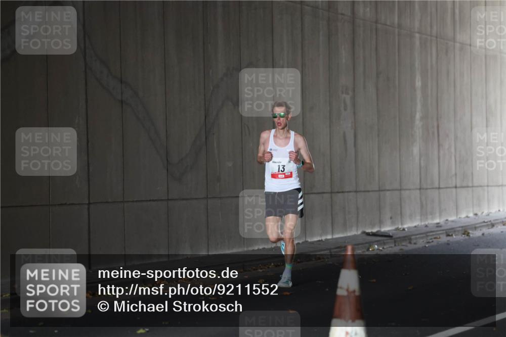 05.10.2025 - 20. swb-Marathon Bremen Michael Strokosch http://msf.ph/oto/9211552 05.10.2025 11:50:02 Laufen 13 meine-sportfotos.de