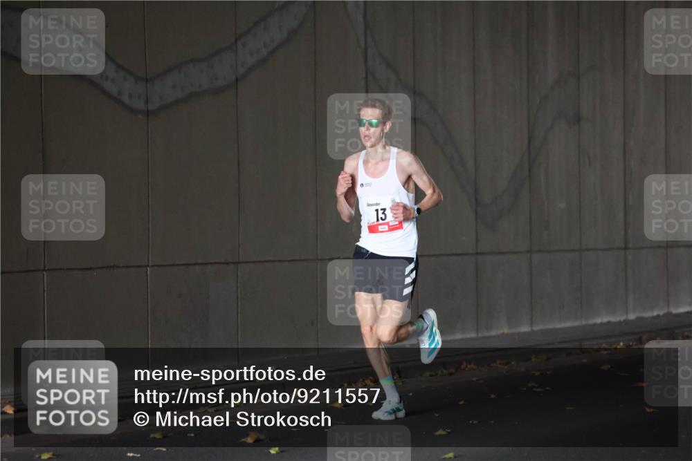 05.10.2025 - 20. swb-Marathon Bremen Michael Strokosch http://msf.ph/oto/9211557 05.10.2025 11:50:03 Laufen 13 meine-sportfotos.de