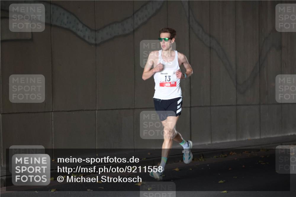 05.10.2025 - 20. swb-Marathon Bremen Michael Strokosch http://msf.ph/oto/9211558 05.10.2025 11:50:03 Laufen 13 meine-sportfotos.de