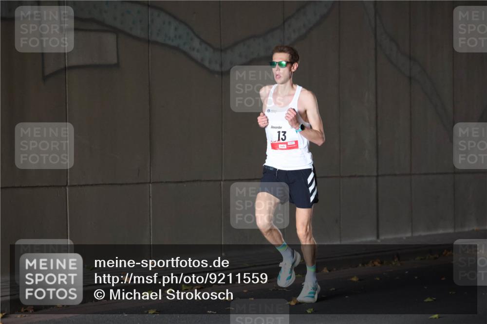 05.10.2025 - 20. swb-Marathon Bremen Michael Strokosch http://msf.ph/oto/9211559 05.10.2025 11:50:03 Laufen 13 meine-sportfotos.de