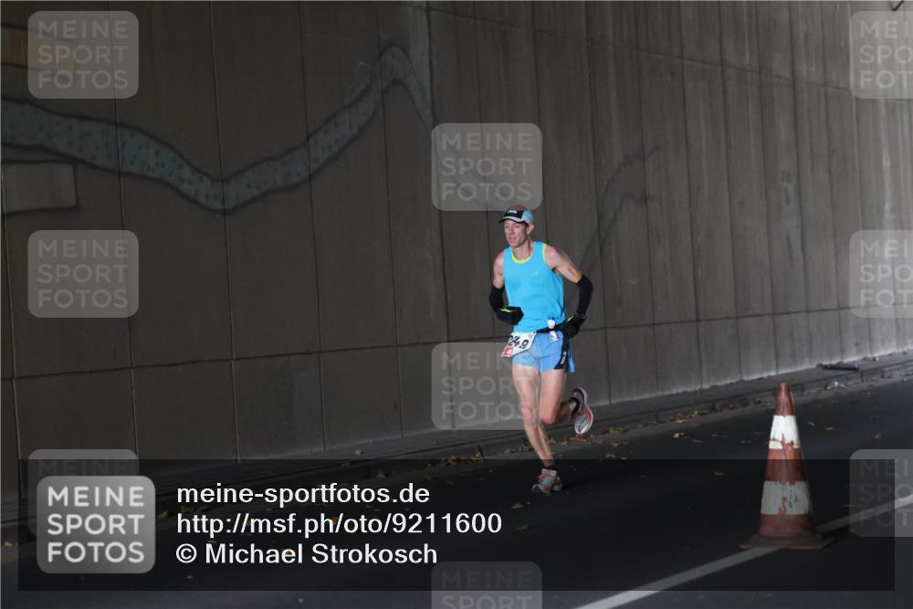 05.10.2025 - 20. swb-Marathon Bremen Michael Strokosch http://msf.ph/oto/9211600 05.10.2025 11:53:44 Laufen 24, 9 meine-sportfotos.de