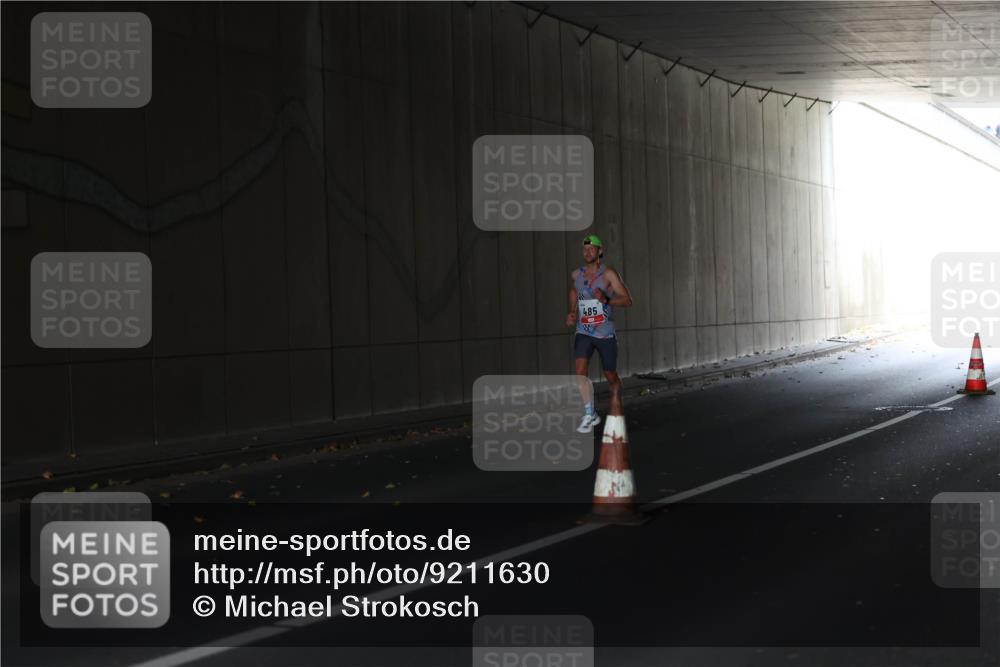 05.10.2025 - 20. swb-Marathon Bremen Michael Strokosch http://msf.ph/oto/9211630 05.10.2025 11:56:11 Laufen 485 meine-sportfotos.de