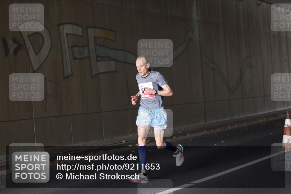 05.10.2025 - 20. swb-Marathon Bremen Michael Strokosch http://msf.ph/oto/9211653 05.10.2025 11:56:39 Laufen 59 meine-sportfotos.de