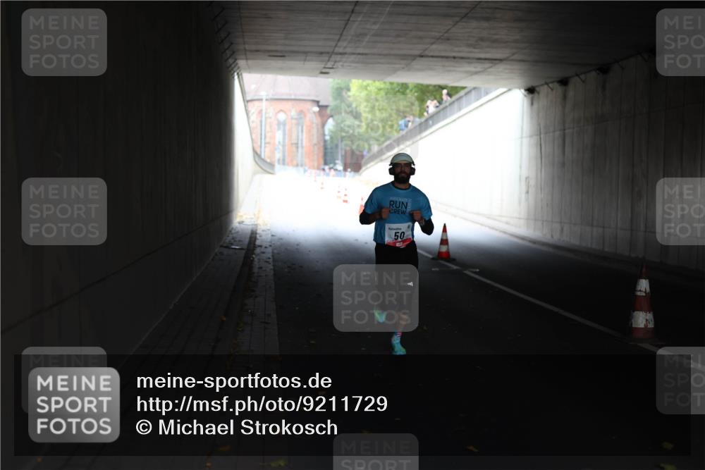 05.10.2025 - 20. swb-Marathon Bremen Michael Strokosch http://msf.ph/oto/9211729 05.10.2025 11:59:41 Laufen 50 meine-sportfotos.de