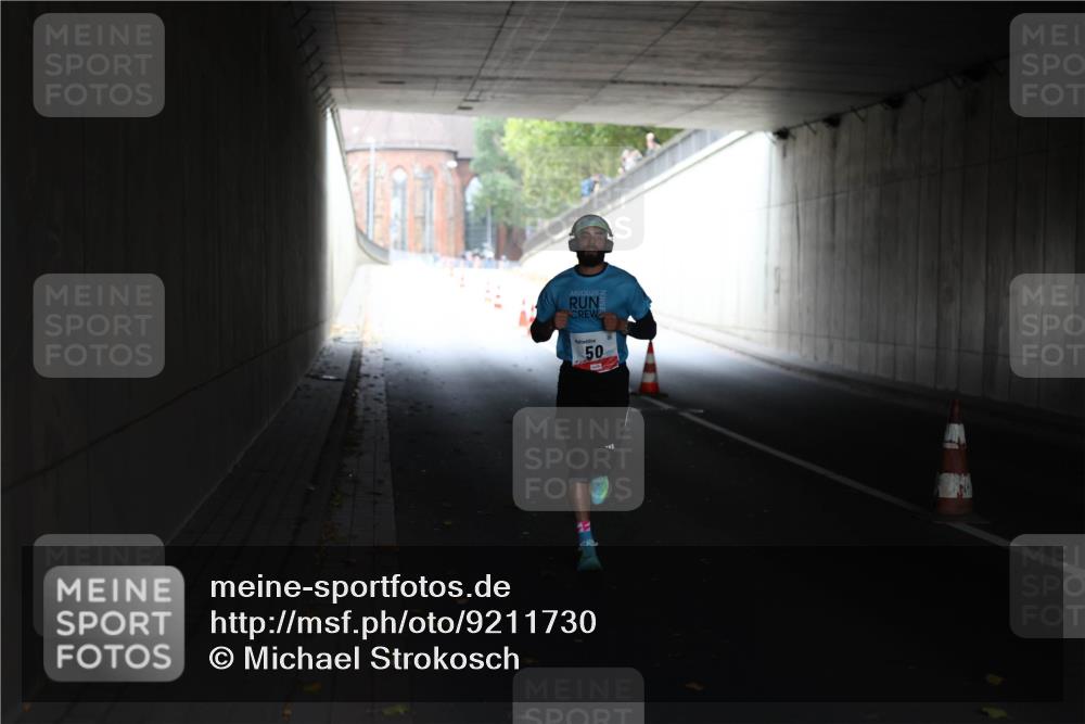 05.10.2025 - 20. swb-Marathon Bremen Michael Strokosch http://msf.ph/oto/9211730 05.10.2025 11:59:41 Laufen 50 meine-sportfotos.de