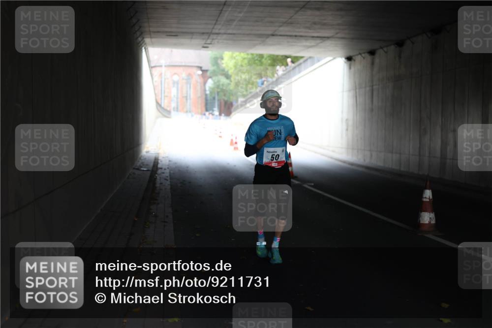 05.10.2025 - 20. swb-Marathon Bremen Michael Strokosch http://msf.ph/oto/9211731 05.10.2025 11:59:41 Laufen 50 meine-sportfotos.de