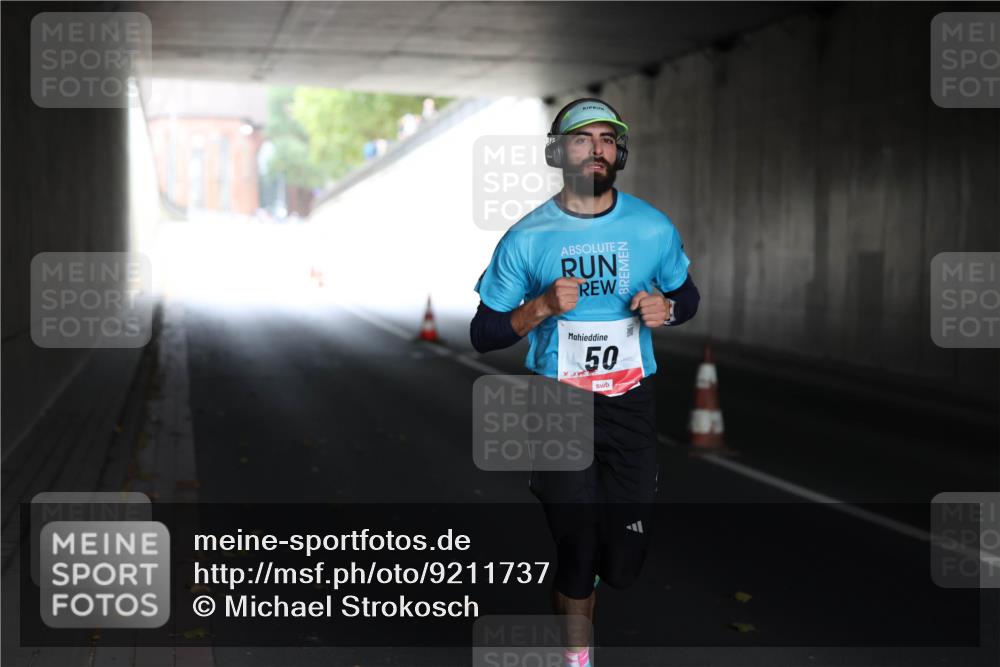 05.10.2025 - 20. swb-Marathon Bremen Michael Strokosch http://msf.ph/oto/9211737 05.10.2025 11:59:42 Laufen 50 meine-sportfotos.de