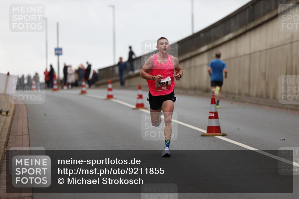 05.10.2025 - 20. swb-Marathon Bremen Michael Strokosch http://msf.ph/oto/9211855 05.10.2025 12:04:22 Laufen 408, 4, 2 meine-sportfotos.de