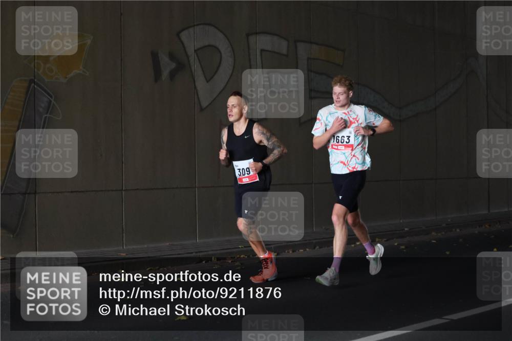 05.10.2025 - 20. swb-Marathon Bremen Michael Strokosch http://msf.ph/oto/9211876 05.10.2025 12:04:36 Laufen 309, 1663 meine-sportfotos.de