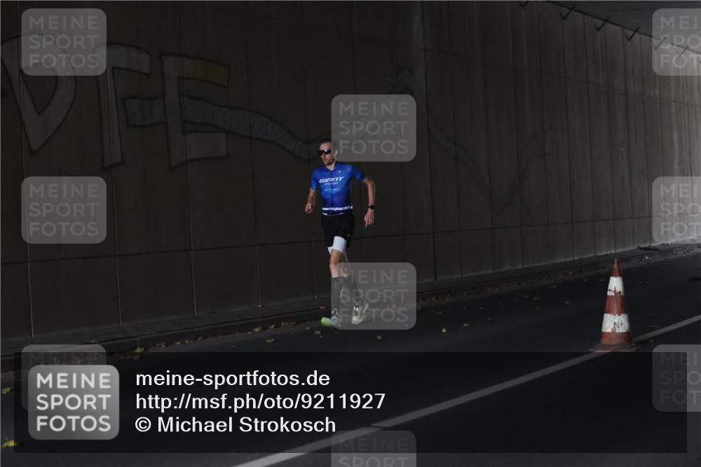 05.10.2025 - 20. swb-Marathon Bremen Michael Strokosch http://msf.ph/oto/9211927 05.10.2025 12:06:53 Laufen  meine-sportfotos.de