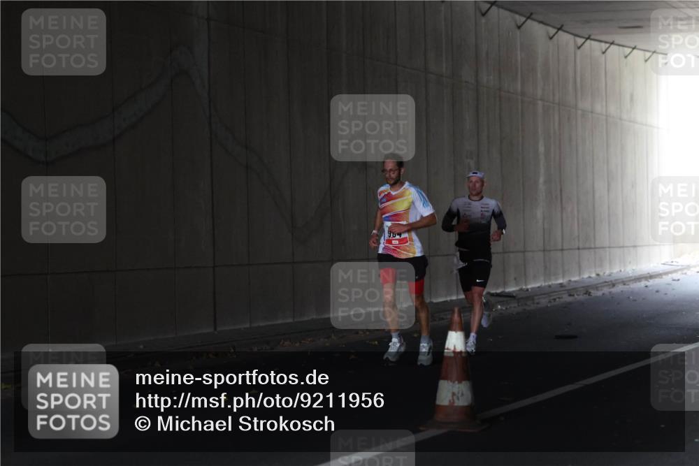 05.10.2025 - 20. swb-Marathon Bremen Michael Strokosch http://msf.ph/oto/9211956 05.10.2025 12:08:38 Laufen  meine-sportfotos.de