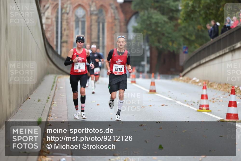 05.10.2025 - 20. swb-Marathon Bremen Michael Strokosch http://msf.ph/oto/9212126 05.10.2025 12:13:56 Laufen 5, 1618 meine-sportfotos.de
