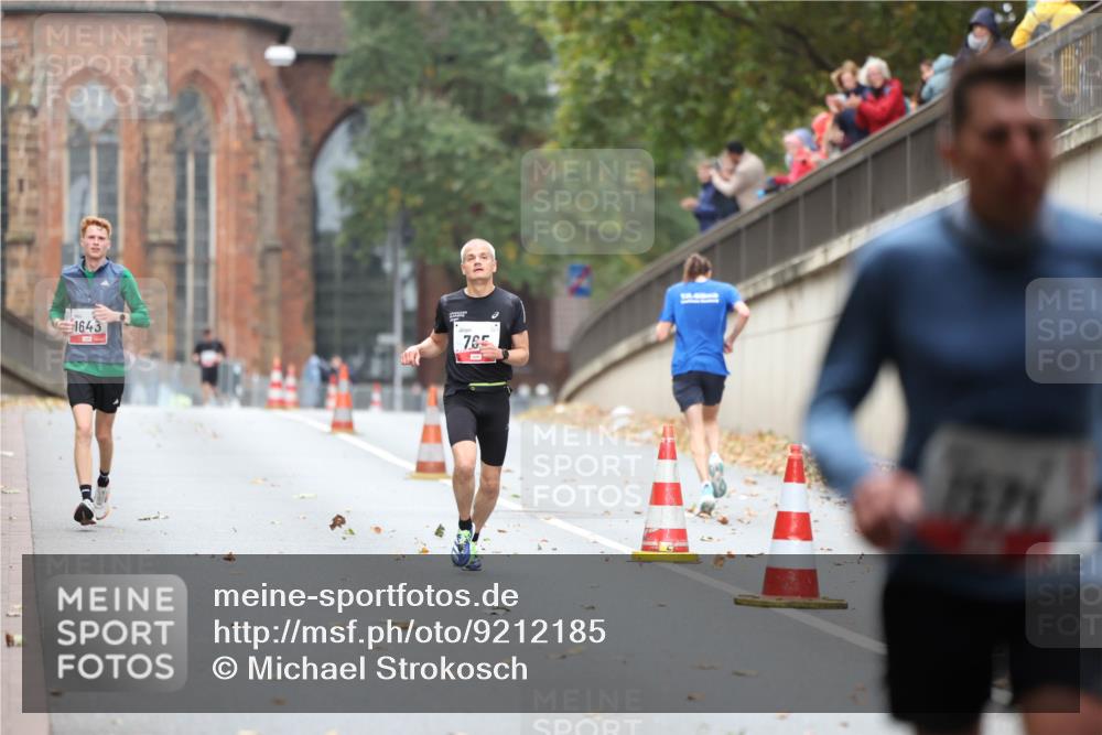 05.10.2025 - 20. swb-Marathon Bremen Michael Strokosch http://msf.ph/oto/9212185 05.10.2025 12:14:11 Laufen 1643, 765 meine-sportfotos.de