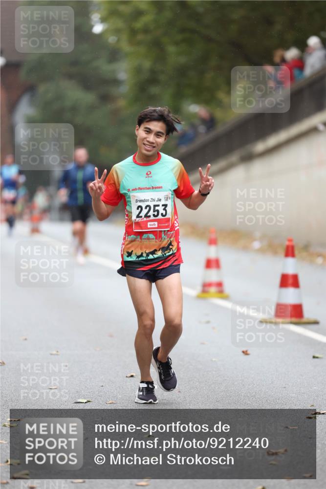 05.10.2025 - 20. swb-Marathon Bremen Michael Strokosch http://msf.ph/oto/9212240 05.10.2025 12:15:09 Laufen 20, 2253 meine-sportfotos.de
