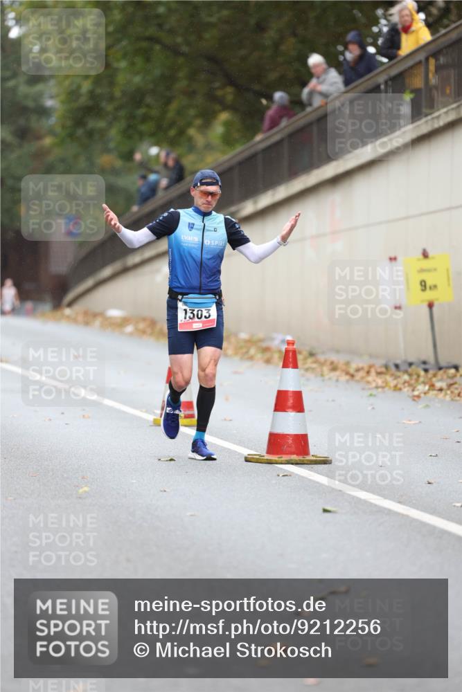 05.10.2025 - 20. swb-Marathon Bremen Michael Strokosch http://msf.ph/oto/9212256 05.10.2025 12:15:19 Laufen 1303, 9 meine-sportfotos.de