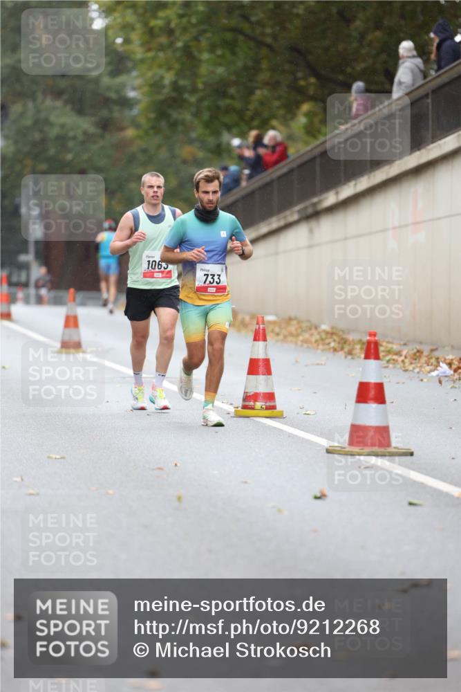 05.10.2025 - 20. swb-Marathon Bremen Michael Strokosch http://msf.ph/oto/9212268 05.10.2025 12:15:34 Laufen 1063, 733 meine-sportfotos.de