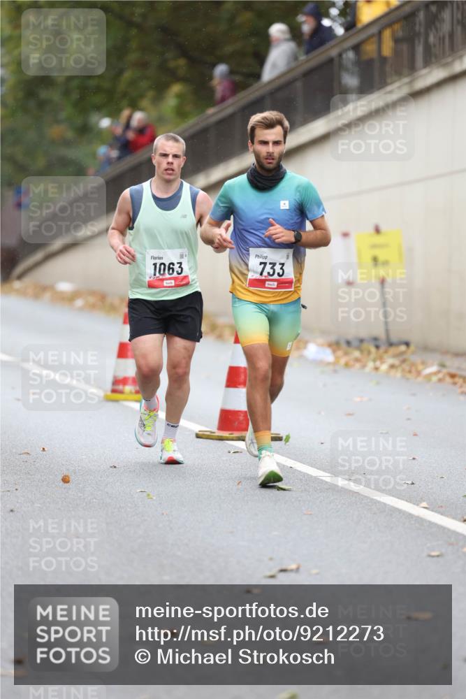 05.10.2025 - 20. swb-Marathon Bremen Michael Strokosch http://msf.ph/oto/9212273 05.10.2025 12:15:36 Laufen 4, 1063, 733 meine-sportfotos.de