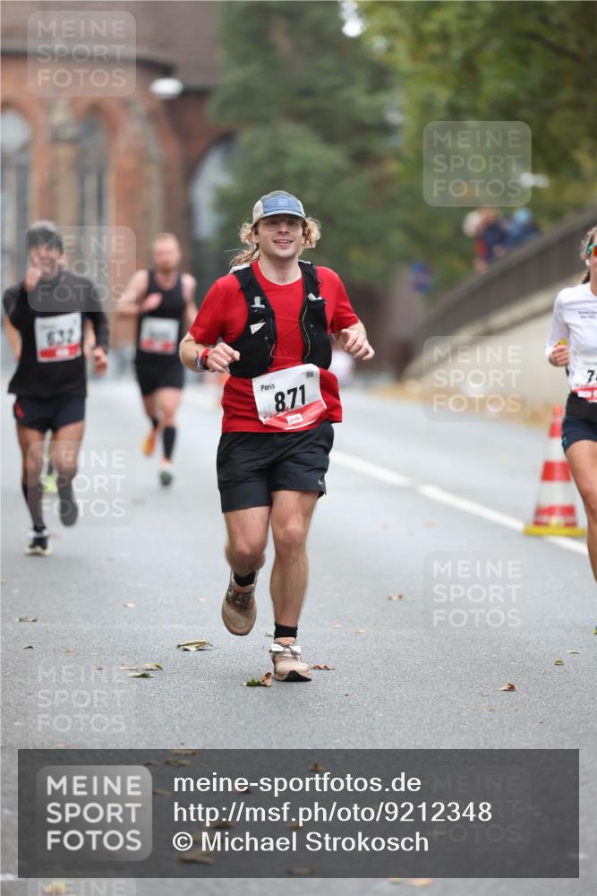 05.10.2025 - 20. swb-Marathon Bremen Michael Strokosch http://msf.ph/oto/9212348 05.10.2025 12:16:52 Laufen 632, 871, 7 meine-sportfotos.de
