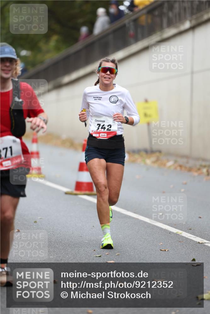 05.10.2025 - 20. swb-Marathon Bremen Michael Strokosch http://msf.ph/oto/9212352 05.10.2025 12:16:53 Laufen 2023, 71, 01380, 742 meine-sportfotos.de