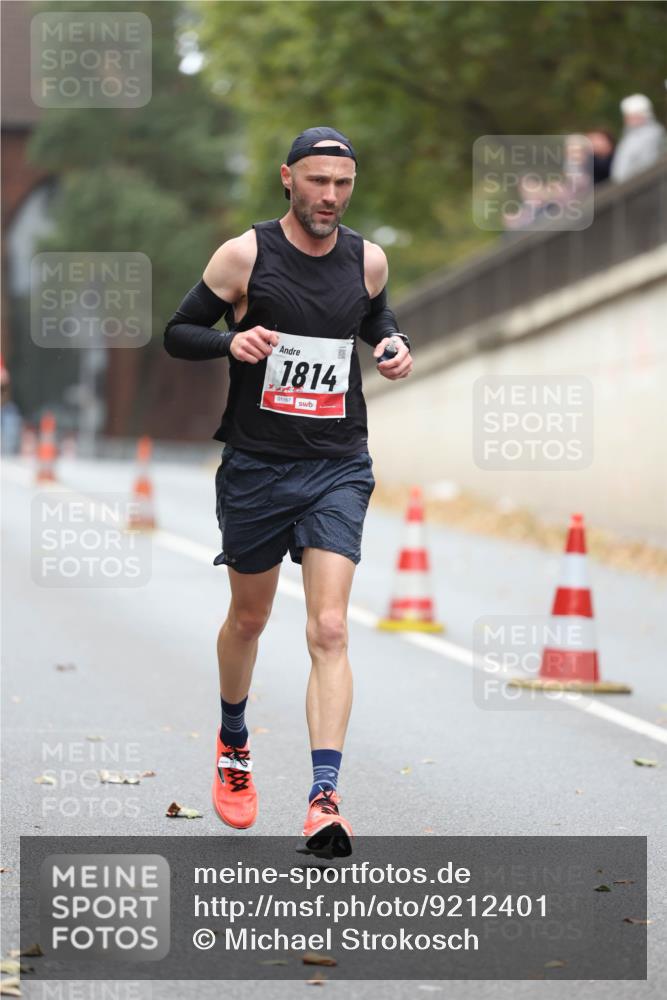 05.10.2025 - 20. swb-Marathon Bremen Michael Strokosch http://msf.ph/oto/9212401 05.10.2025 12:18:46 Laufen 1814, 01167 meine-sportfotos.de
