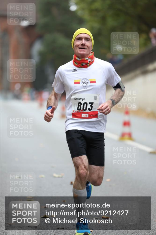 05.10.2025 - 20. swb-Marathon Bremen Michael Strokosch http://msf.ph/oto/9212427 05.10.2025 12:18:58 Laufen 603 meine-sportfotos.de