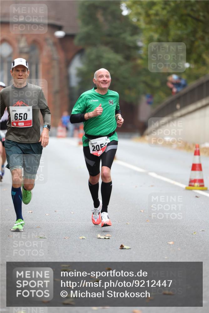 05.10.2025 - 20. swb-Marathon Bremen Michael Strokosch http://msf.ph/oto/9212447 05.10.2025 12:19:27 Laufen 650, 96, 205 meine-sportfotos.de