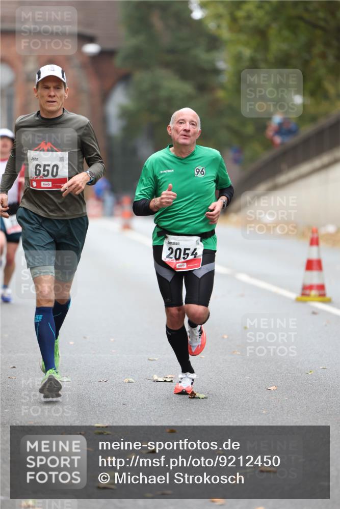 05.10.2025 - 20. swb-Marathon Bremen Michael Strokosch http://msf.ph/oto/9212450 05.10.2025 12:19:27 Laufen 650, 96, 2054 meine-sportfotos.de
