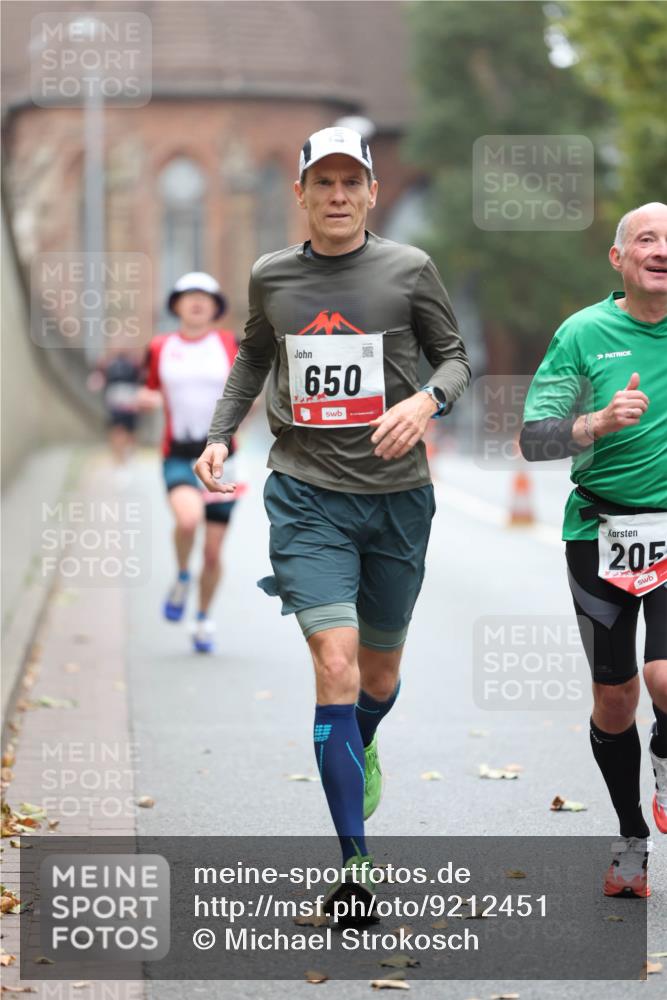 05.10.2025 - 20. swb-Marathon Bremen Michael Strokosch http://msf.ph/oto/9212451 05.10.2025 12:19:28 Laufen 650, 205 meine-sportfotos.de