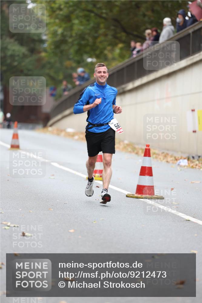 05.10.2025 - 20. swb-Marathon Bremen Michael Strokosch http://msf.ph/oto/9212473 05.10.2025 12:19:50 Laufen  meine-sportfotos.de