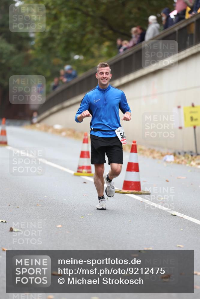 05.10.2025 - 20. swb-Marathon Bremen Michael Strokosch http://msf.ph/oto/9212475 05.10.2025 12:19:51 Laufen 56 meine-sportfotos.de