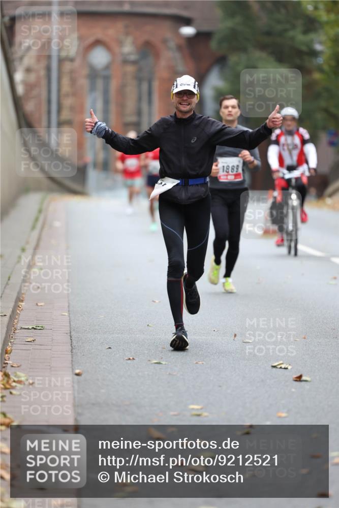 05.10.2025 - 20. swb-Marathon Bremen Michael Strokosch http://msf.ph/oto/9212521 05.10.2025 12:20:23 Laufen 1889, 4 meine-sportfotos.de